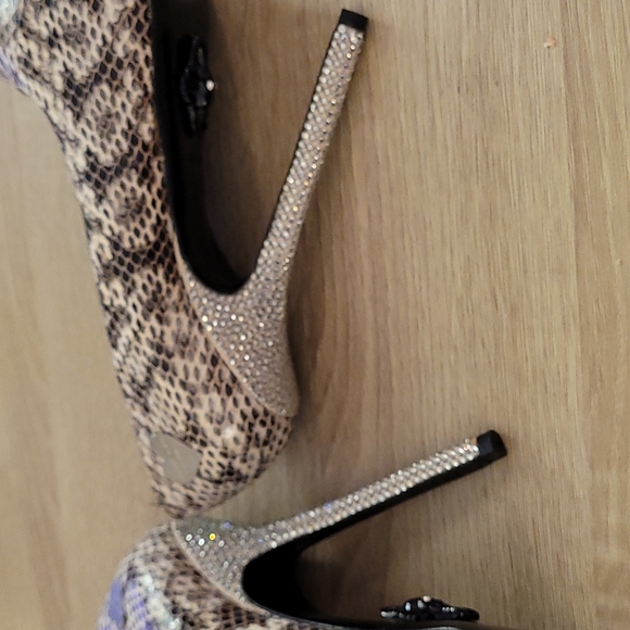 Absolutely STUNNING Philipp Plein Platform Pumps - Picture 11 of 16